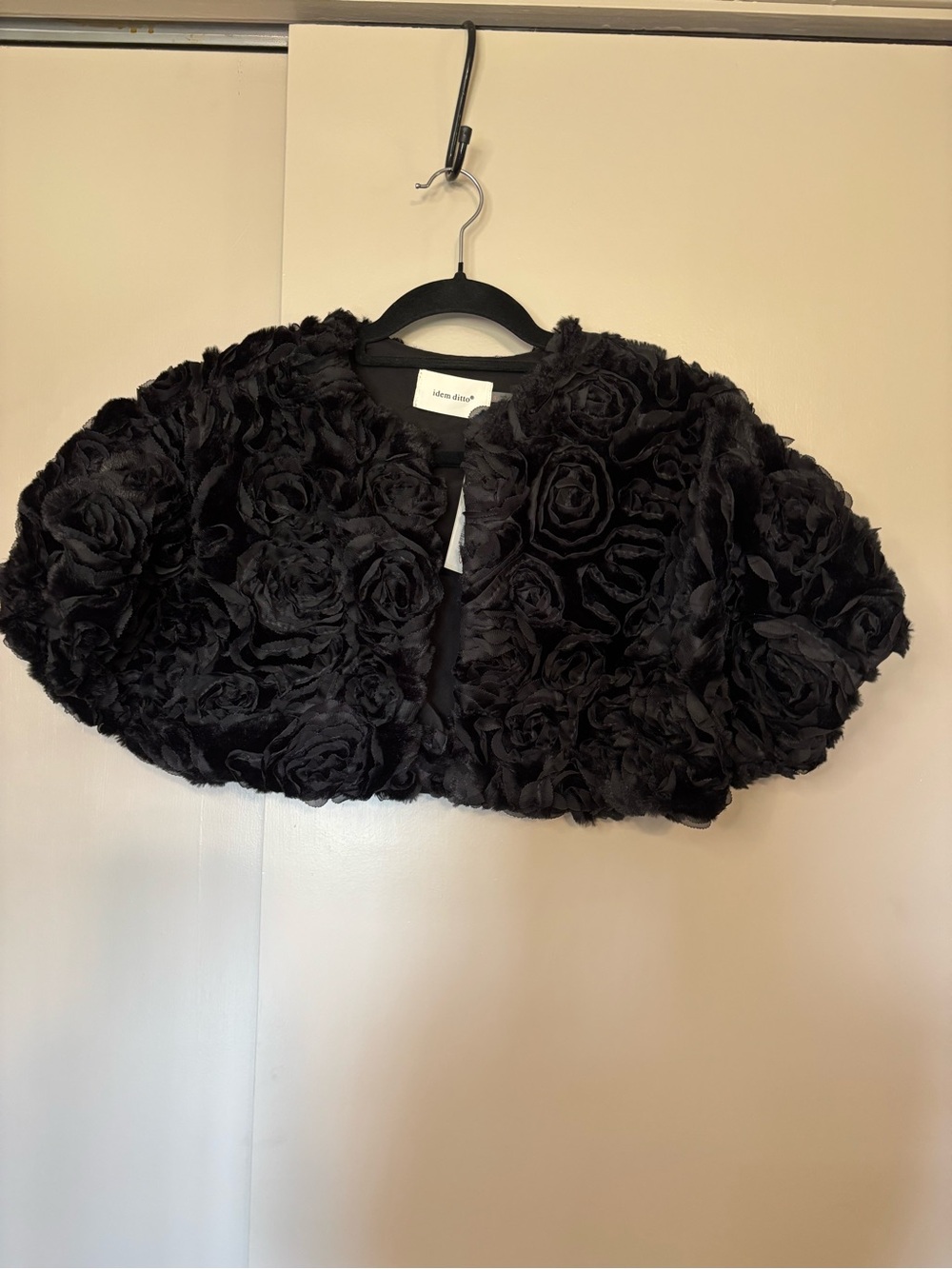 NWT Black Floral Cropped Textured Bolero Jacket by idem ditto, size S